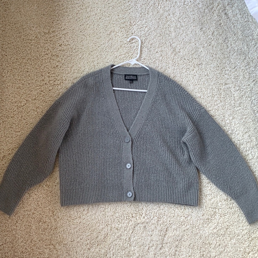 SOLD Danielle Bernstein - Small - Grey Button Cardigan - Picture 3 of 3